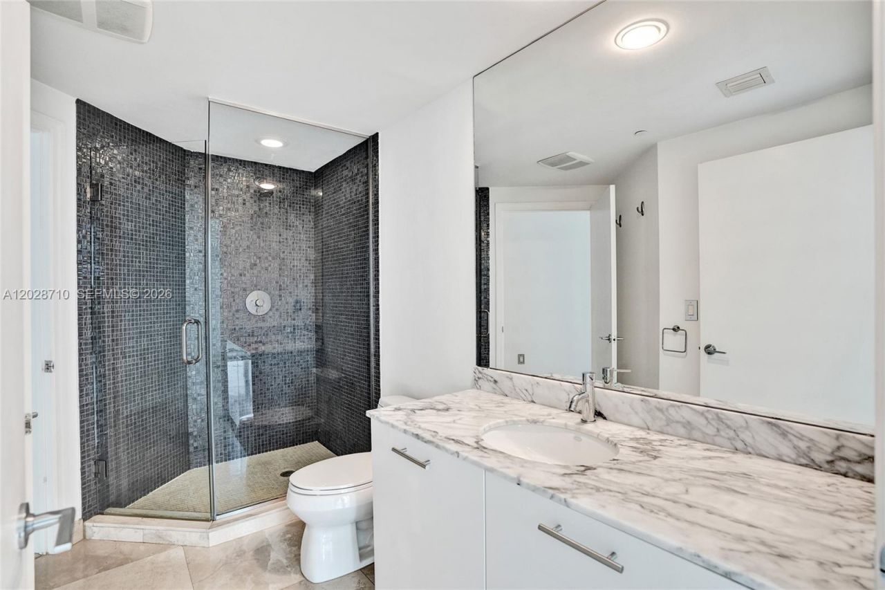 55 SE 6th St, Unit 1502, Miami, FL 33131 Photo