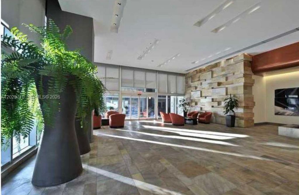 55 SE 6th St, Unit 1502, Miami, FL 33131 Photo