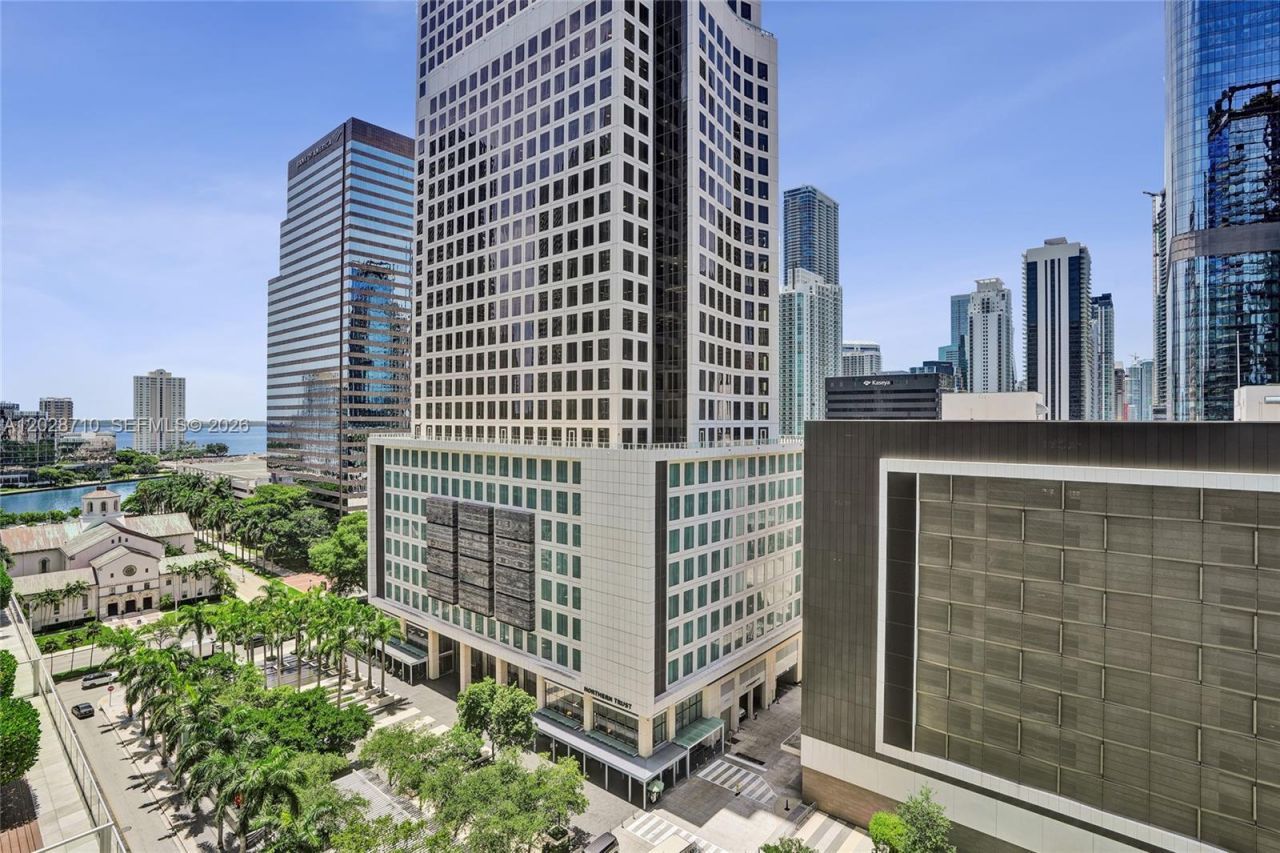 55 SE 6th St, Unit 1502, Miami, FL 33131 Photo