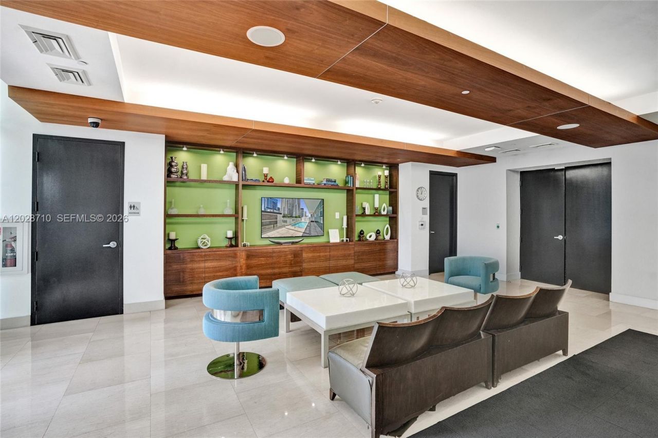 55 SE 6th St, Unit 1502, Miami, FL 33131 Photo