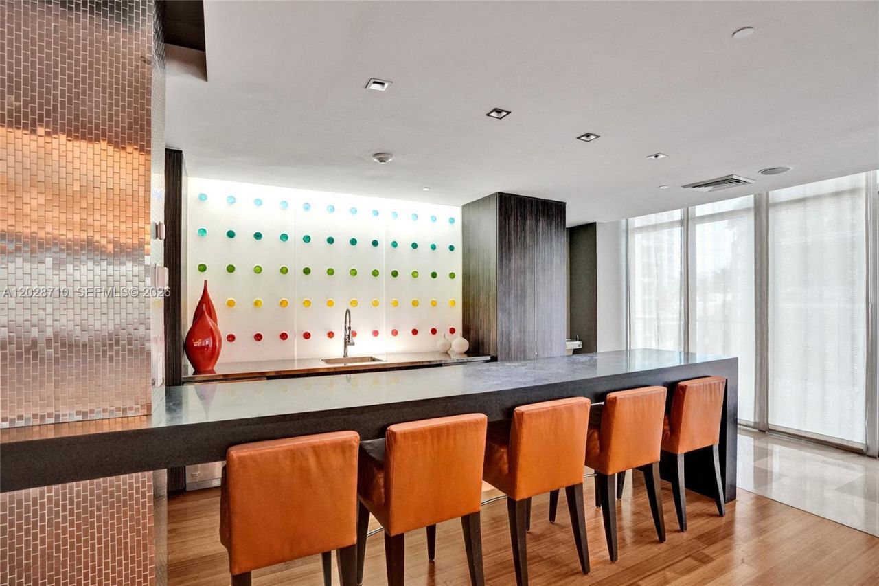 55 SE 6th St, Unit 1502, Miami, FL 33131 Photo