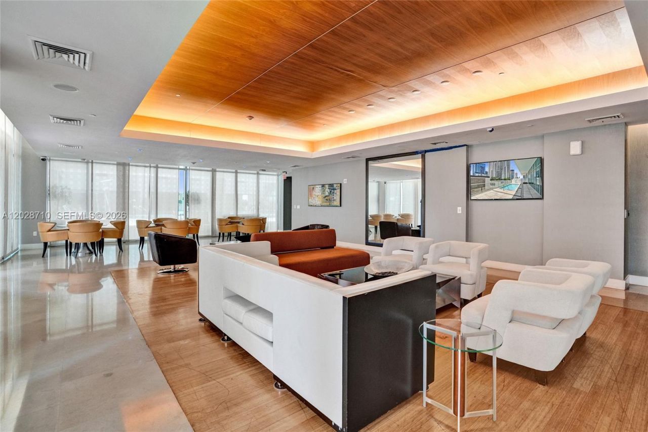 55 SE 6th St, Unit 1502, Miami, FL 33131 Photo