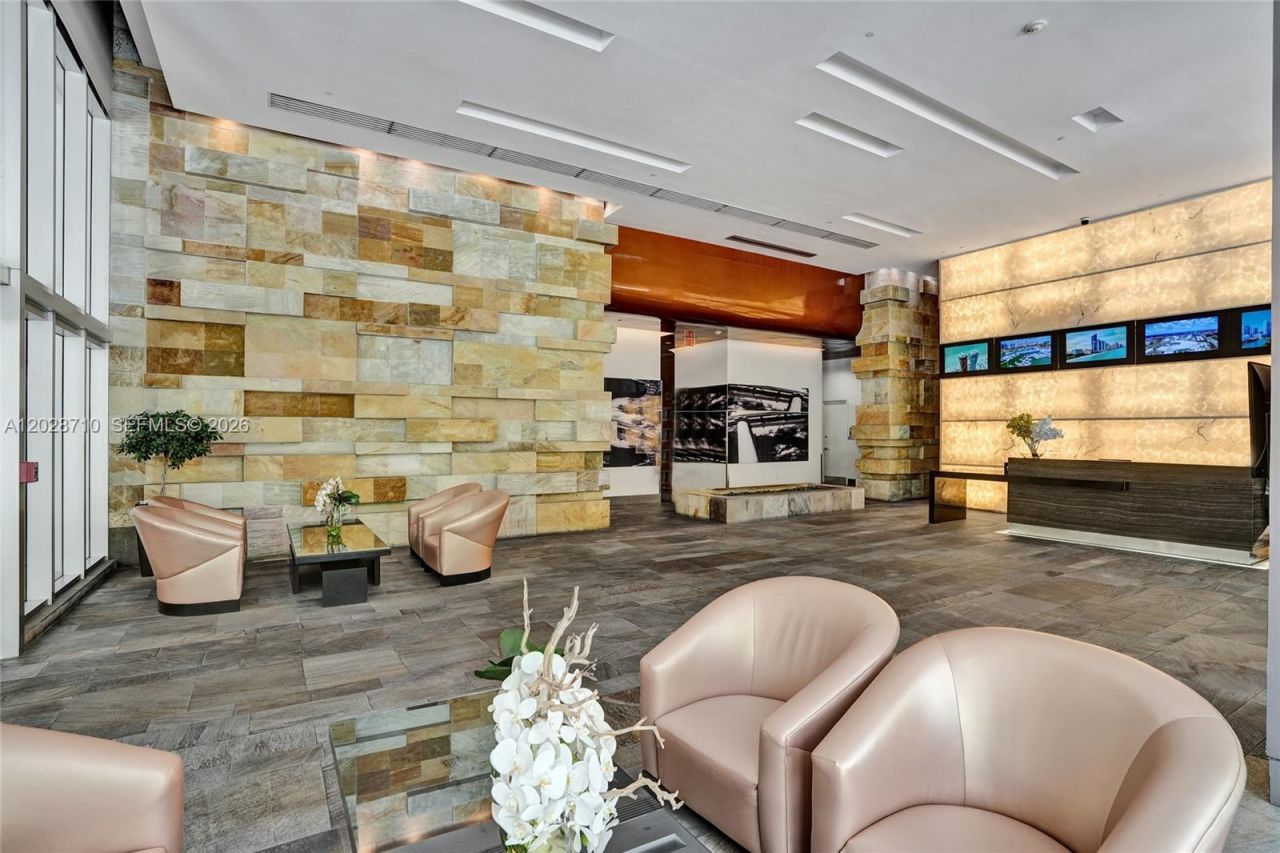 55 SE 6th St, Unit 1502, Miami, FL 33131 Photo