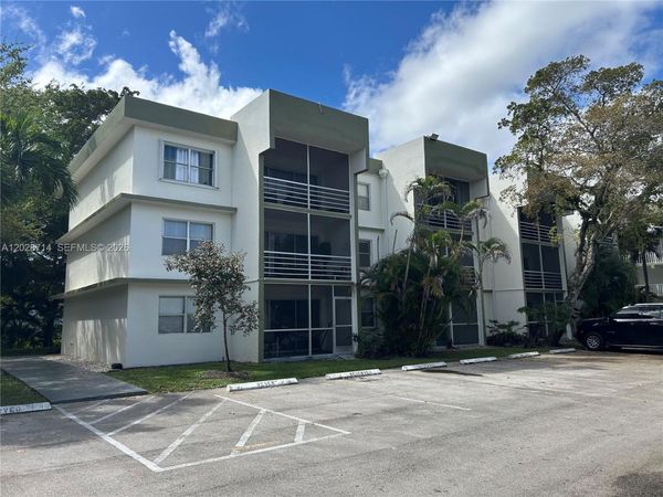 4205 N University Dr , Unit 112, Sunrise, FL 33351