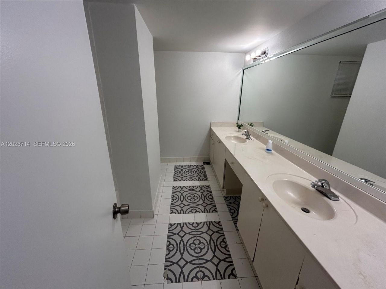4205 N University Dr , Unit 112, Sunrise, FL 33351 Photo