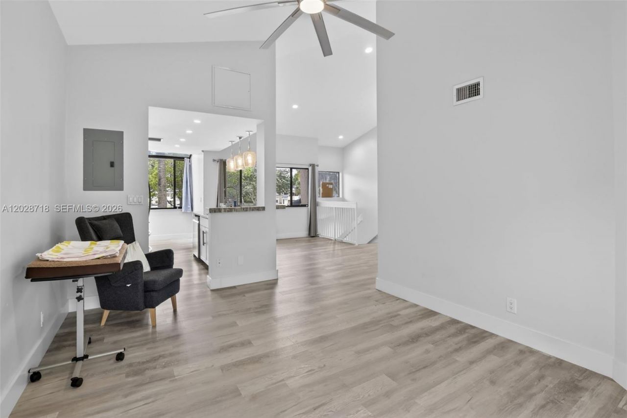 1726 NW 81st Way , Unit 1726, Plantation, FL 33322 Photo