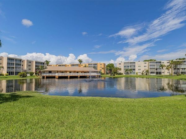 201 SE 11th Ter, Unit 102, Dania Beach, FL 33004