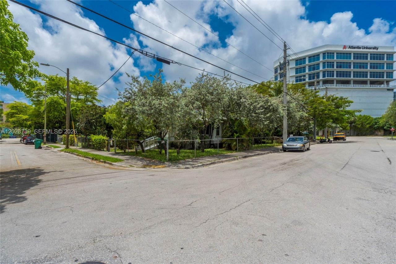 1246 NW 9th Ave , Miami, FL 33136 Photo