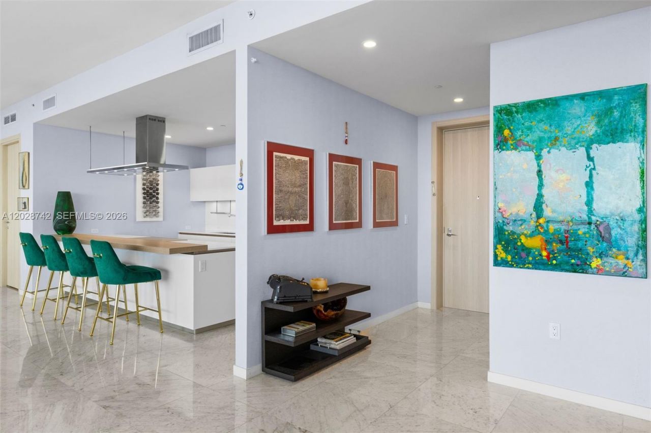 1000 Brickell Plz , Unit PH5304, Miami, FL 33131 Photo