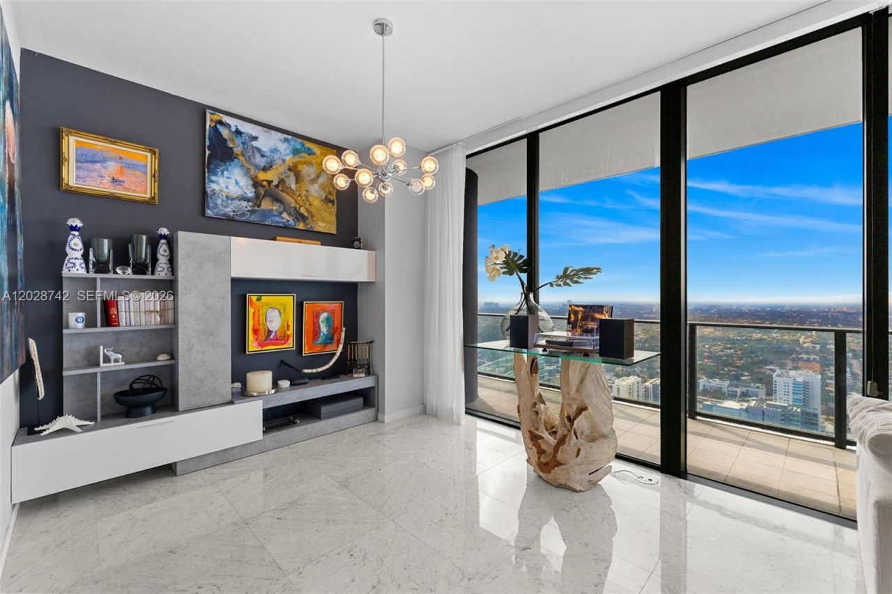 1000 Brickell Plz , Unit PH5304, Miami, FL 33131 Photo
