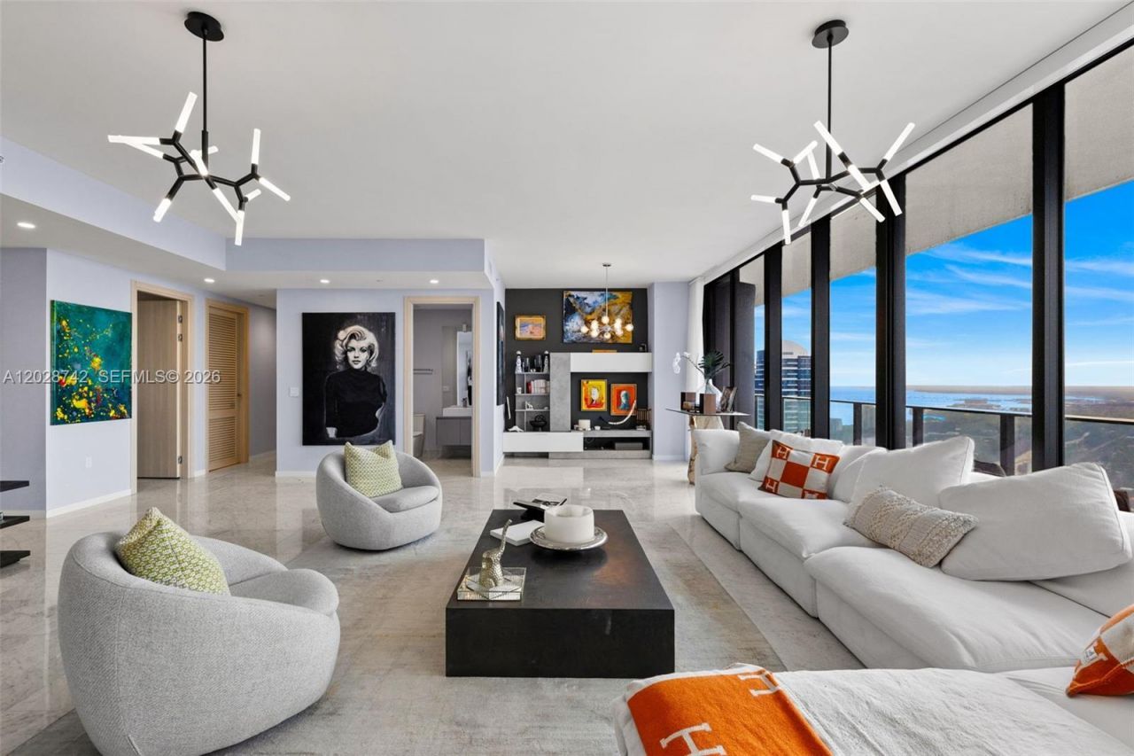 1000 Brickell Plz , Unit PH5304, Miami, FL 33131 Photo