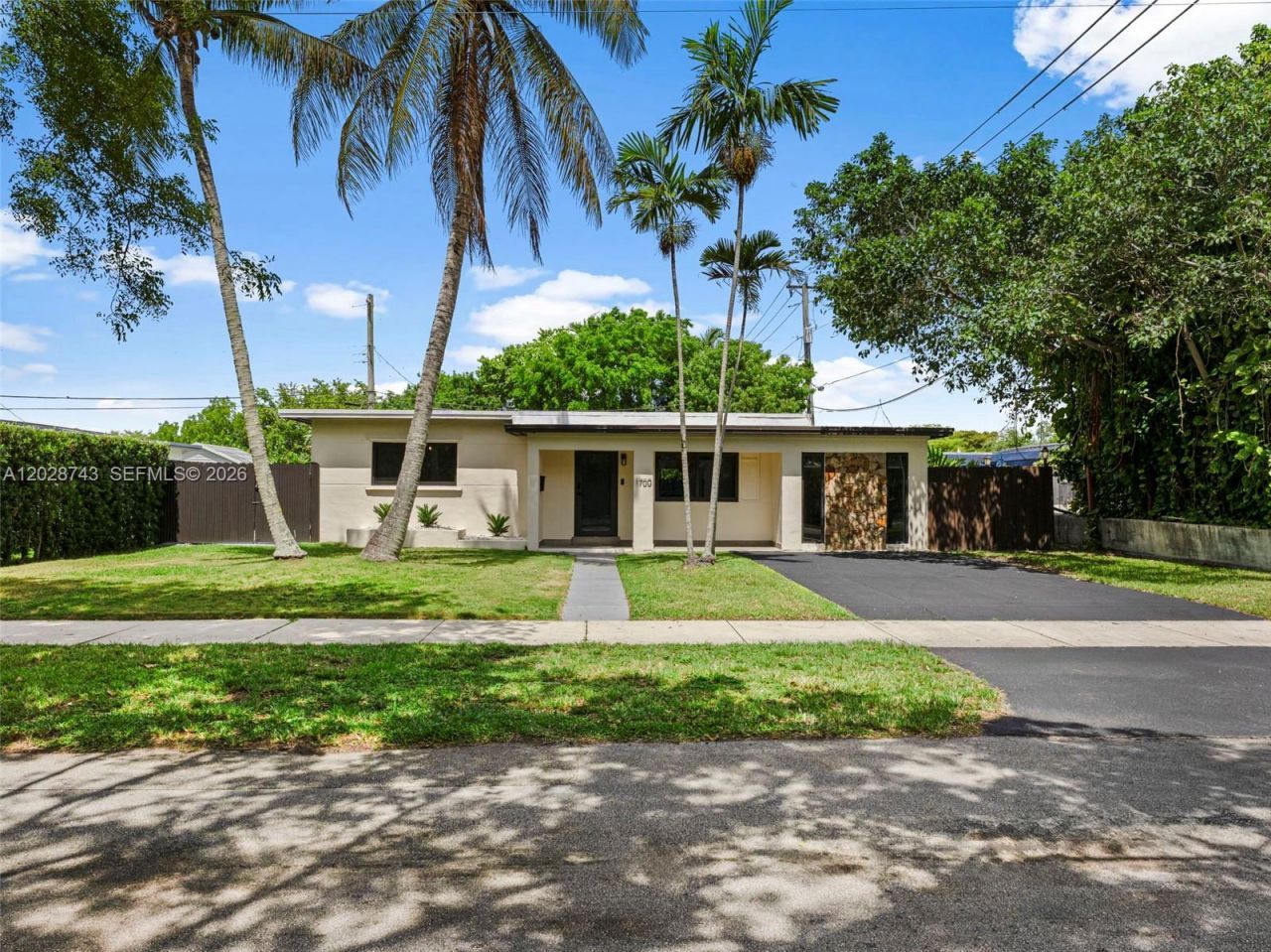 1700 SW 64th Ave , West Miami, FL 33155 Main Photo