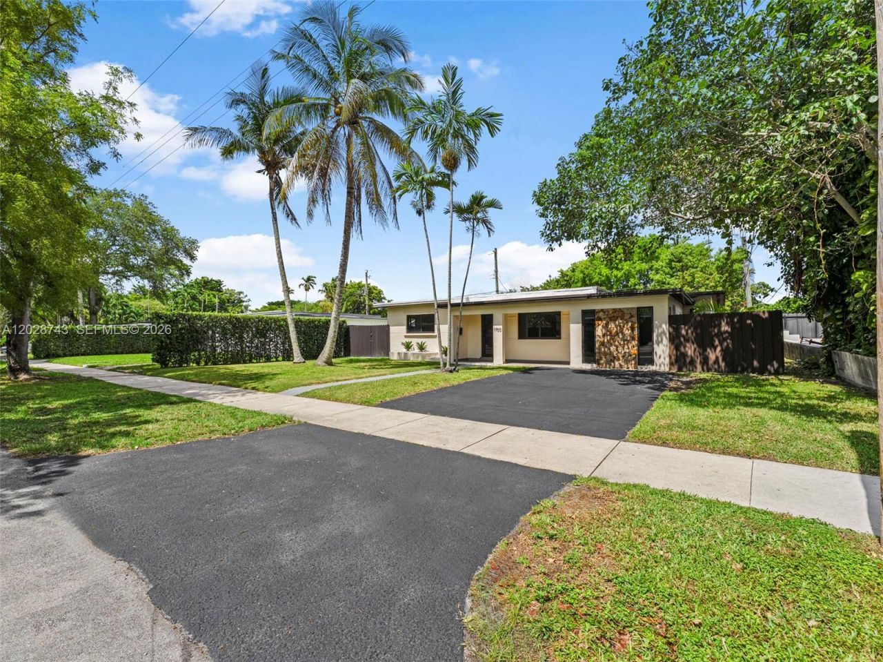 1700 SW 64th Ave , West Miami, FL 33155 Photo