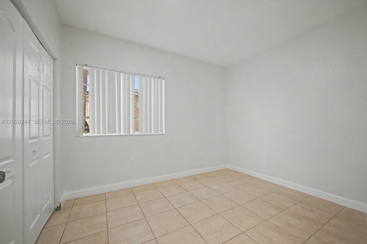 373 NE 26th Pl , Unit 102, Homestead, FL 33033 Photo