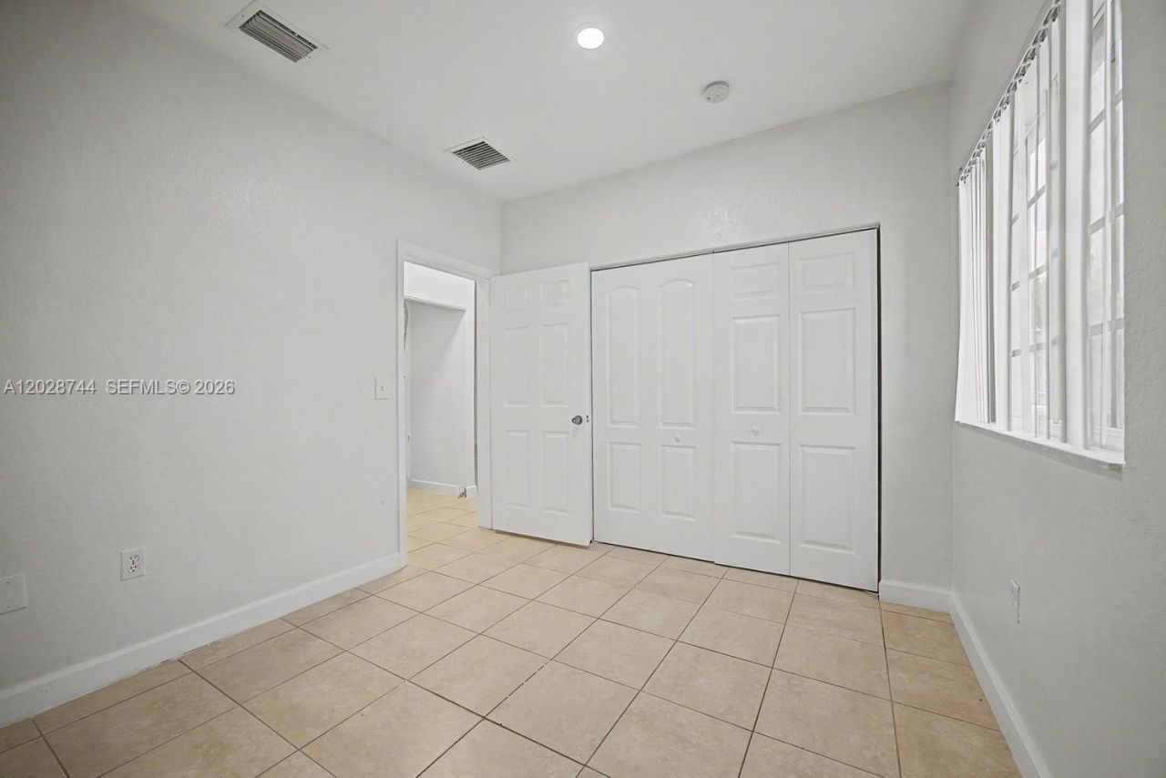 373 NE 26th Pl , Unit 102, Homestead, FL 33033 Photo