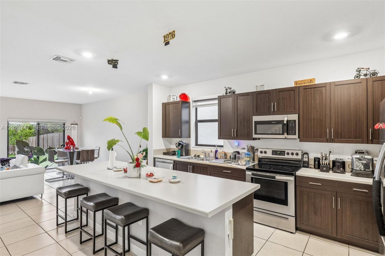 25345 SW 108th Ave , Homestead, FL 33032 Photo