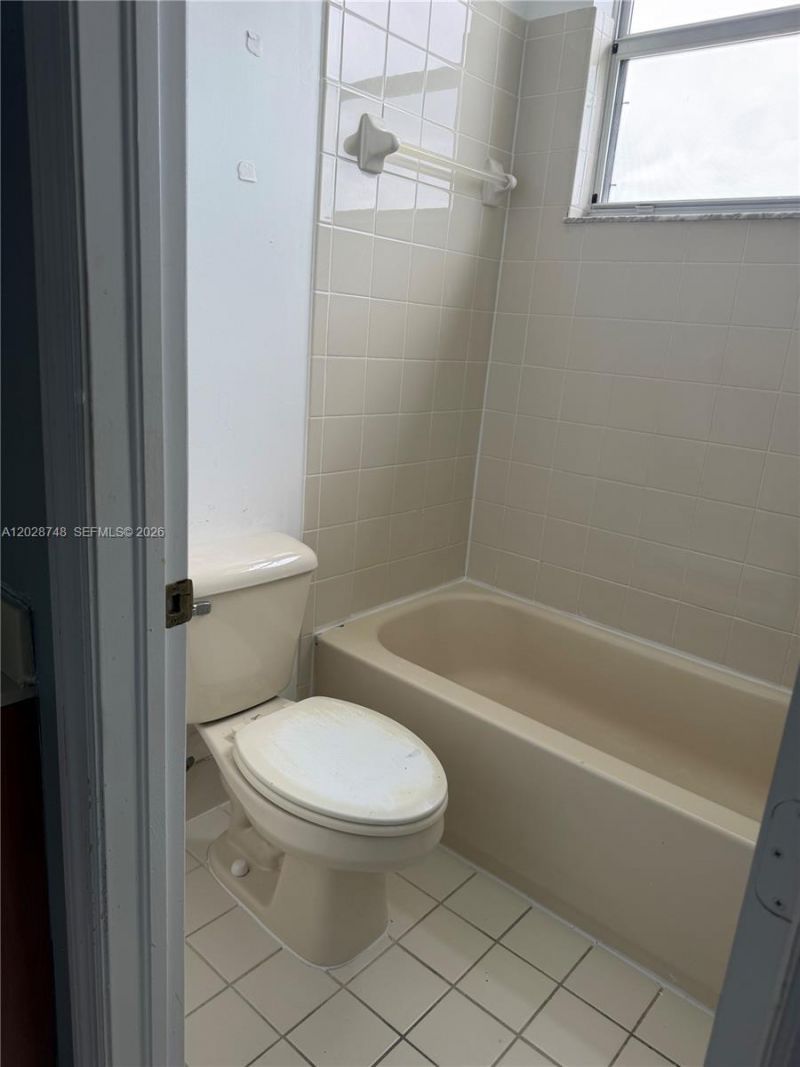 994 NE 42nd Ter, Homestead, FL 33033 Photo