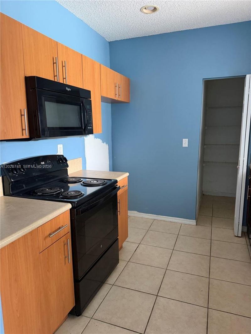 994 NE 42nd Ter, Homestead, FL 33033 Photo