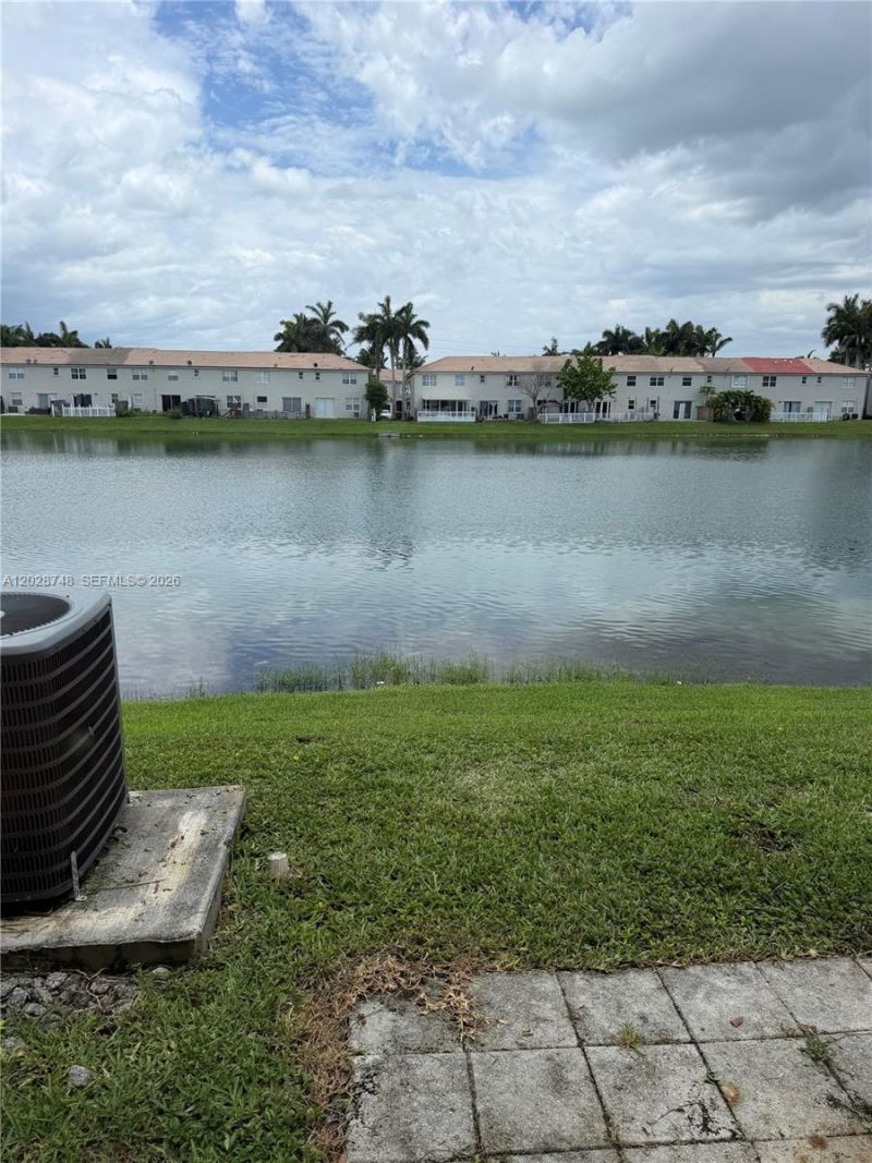 994 NE 42nd Ter, Homestead, FL 33033 Photo