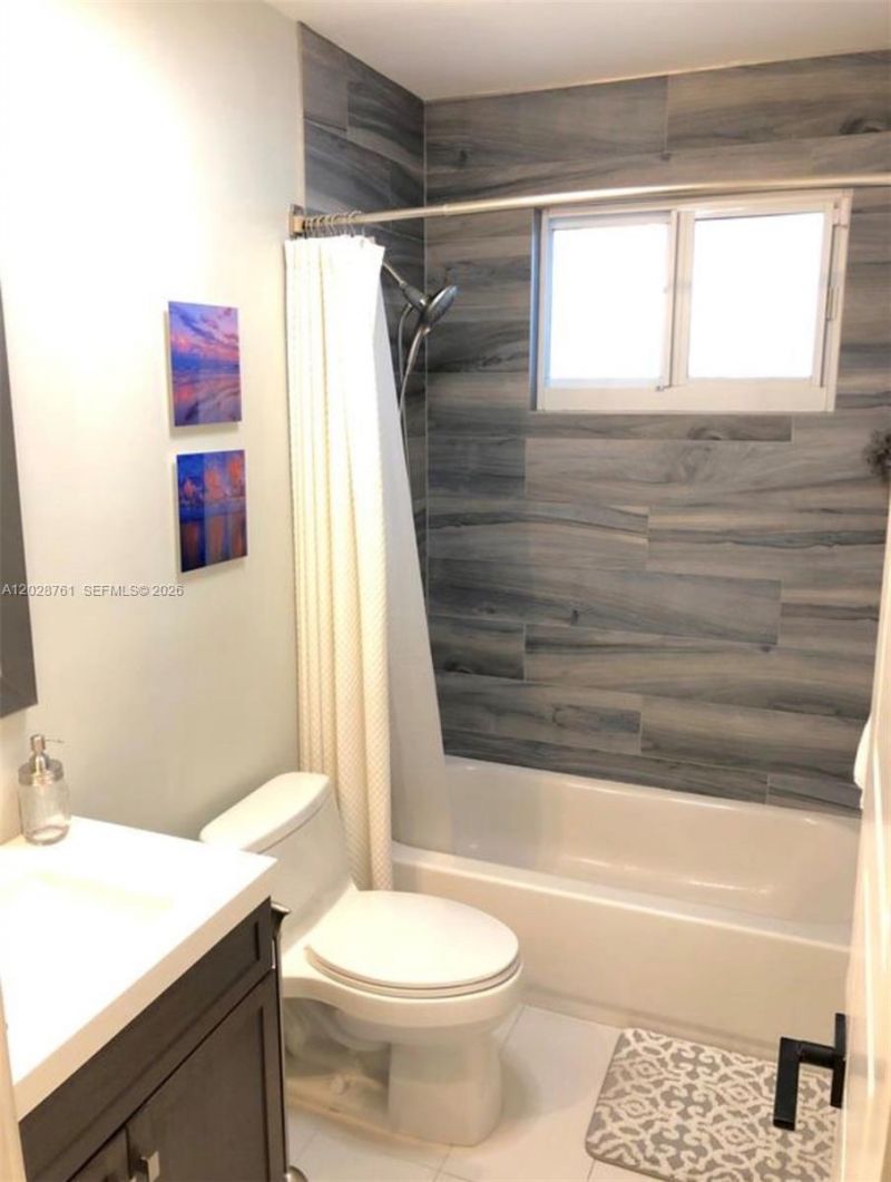 2728 SW 25th Ter, Unit 2728, Miami, FL 33133 Photo