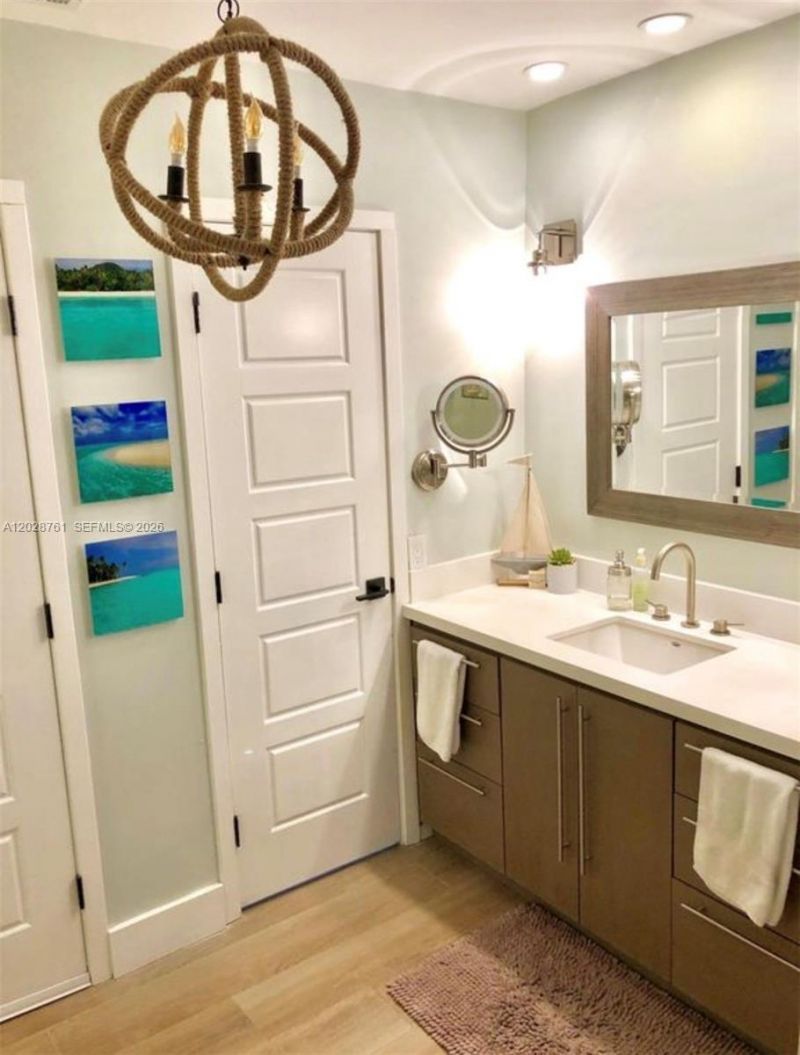 2728 SW 25th Ter, Unit 2728, Miami, FL 33133 Photo