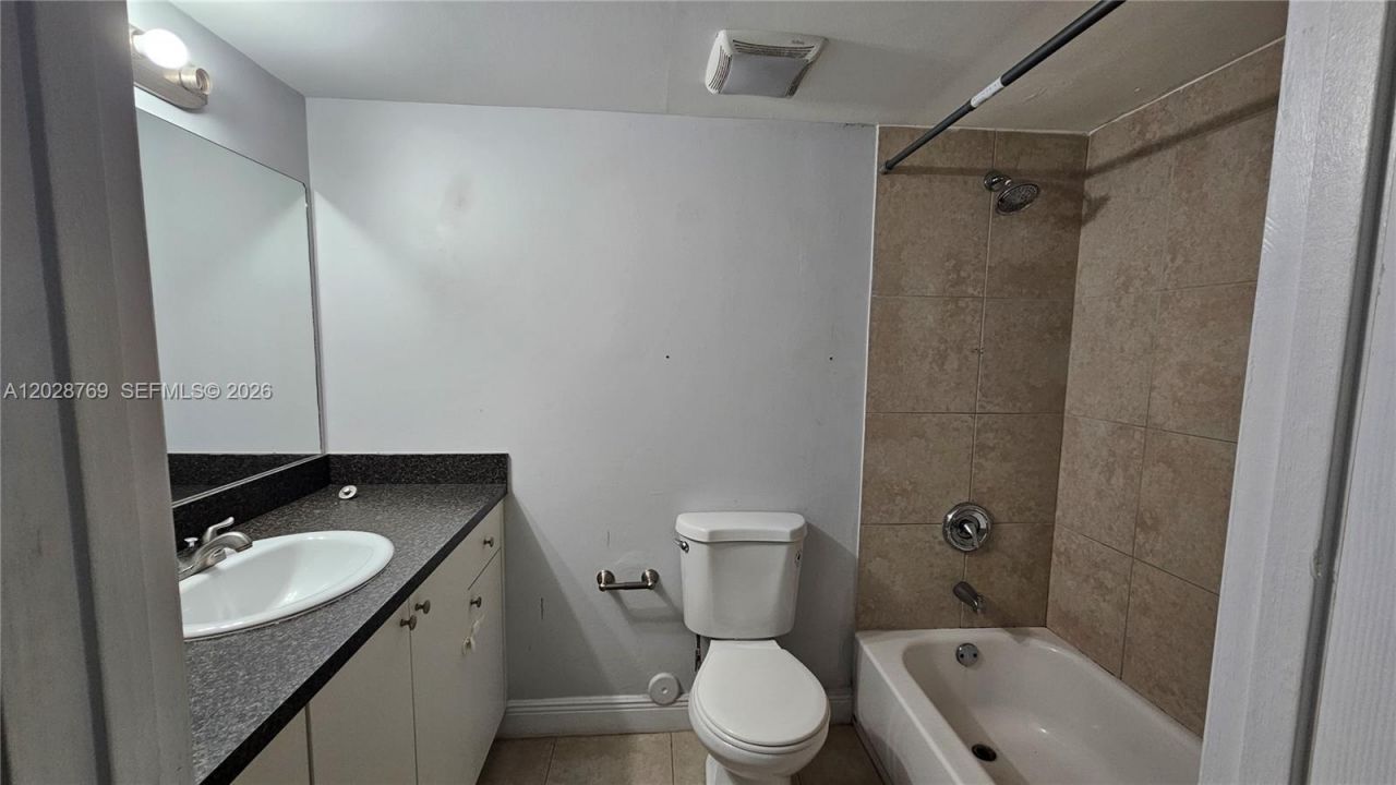 5800 SW 127th Ave , Unit 2103, Miami, FL 33183 Photo