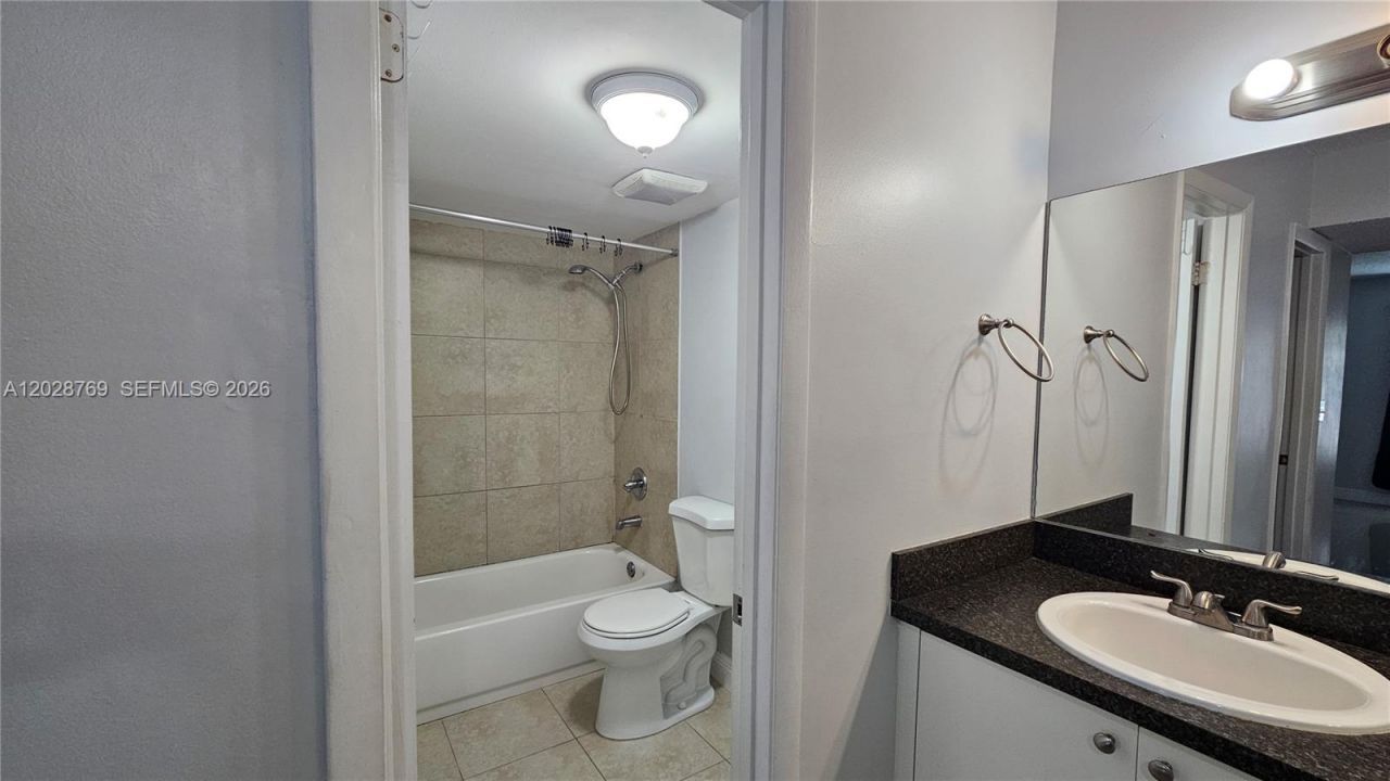 5800 SW 127th Ave , Unit 2103, Miami, FL 33183 Photo