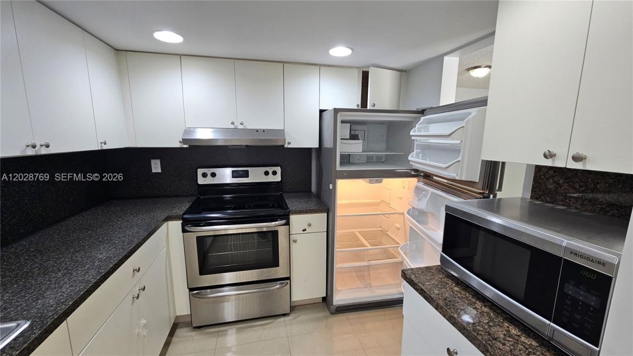 5800 SW 127th Ave , Unit 2103, Miami, FL 33183 Photo