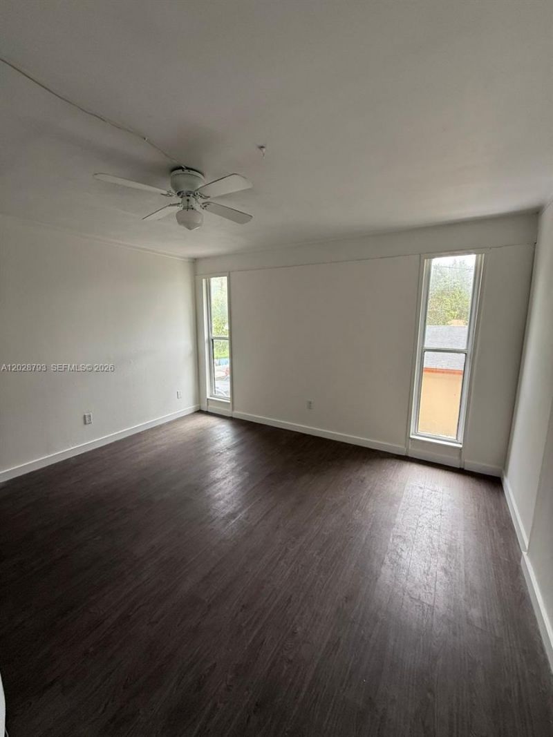 14310 NE 5th Pl , Miami, FL 33161 Photo