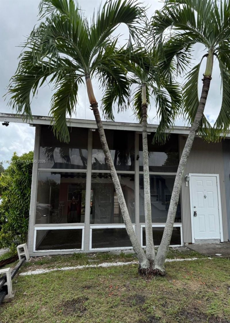 14310 NE 5th Pl , Miami, FL 33161 Photo