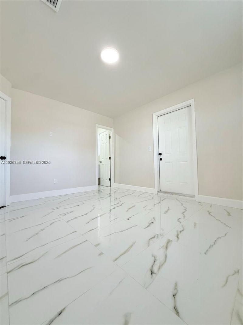 7821 NW 30th St , Davie, FL 33024 Photo