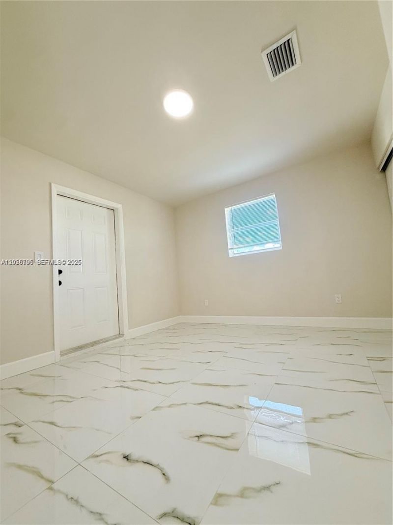 7821 NW 30th St , Davie, FL 33024 Photo