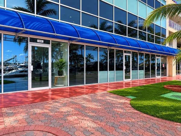 7601 E Treasure Dr , Unit CU-11, North Bay Village, FL 33141