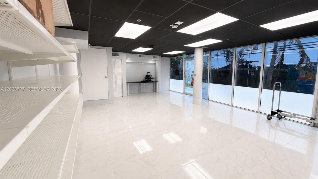 7601 E Treasure Dr , Unit CU-11, North Bay Village, FL 33141 Photo