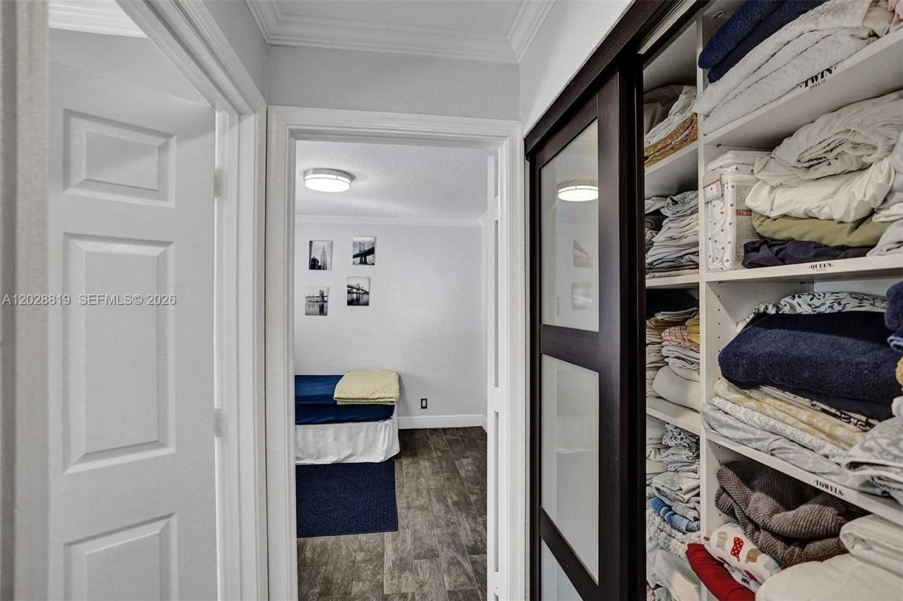 1479 Sunset Way, Weston, FL 33327 Photo
