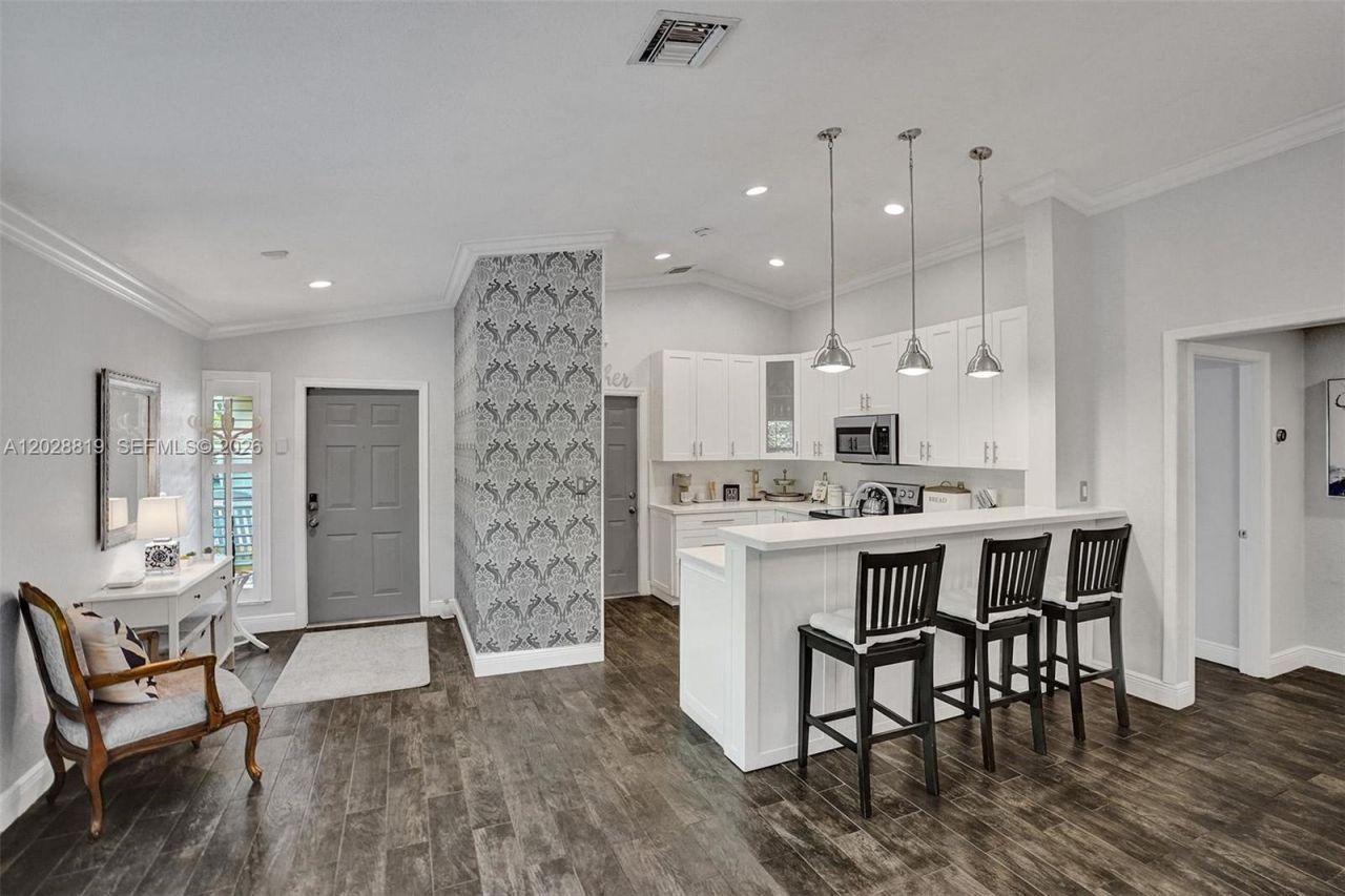 1479 Sunset Way, Weston, FL 33327 Photo