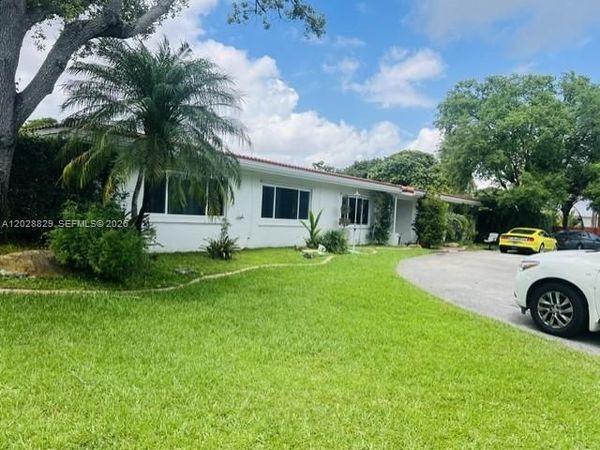 7910 SW 73rd Ct , Miami, FL 33143
