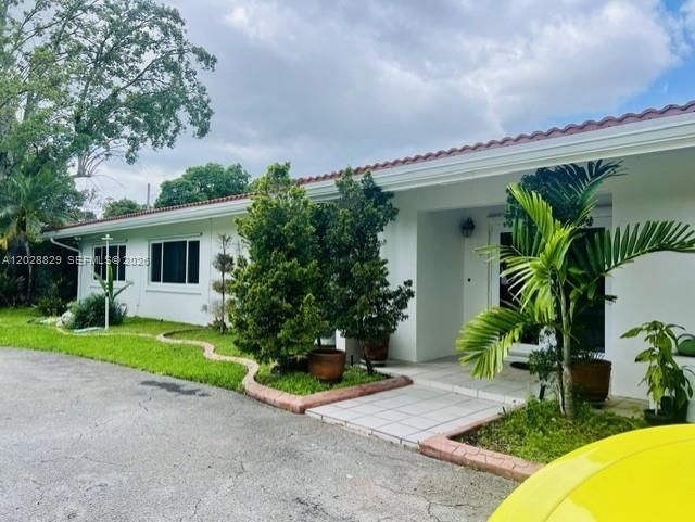 7910 SW 73rd Ct , Miami, FL 33143 Photo