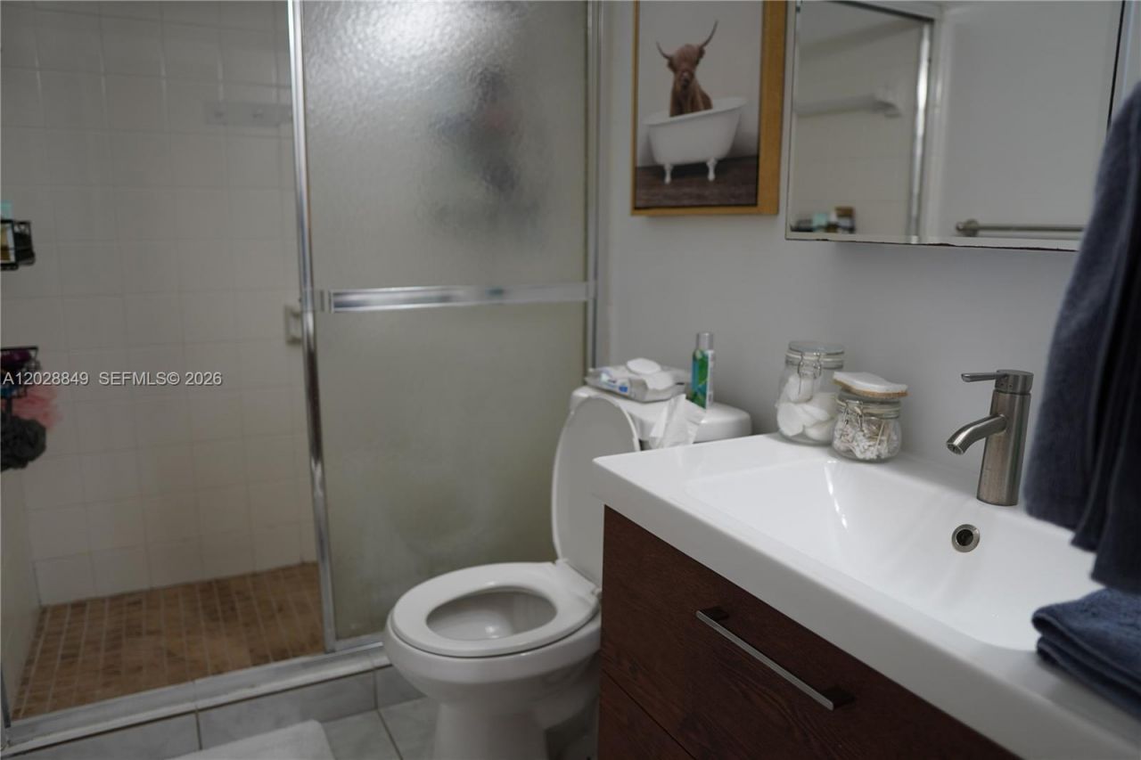 453 Lakeview Dr , Unit 2, Weston, FL 33326 Photo