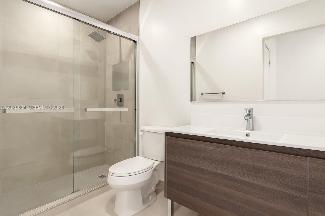 1950 Fletcher St , Unit 302, Hollywood, FL 33020 Photo