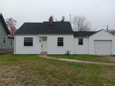 42 Swallow Drive, Dayton, OH 45415