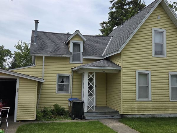 366 W Williams Street, Postville, IA 52162