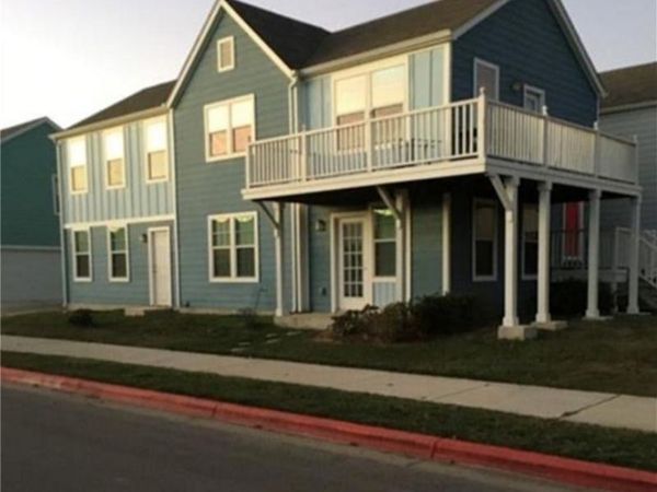 216 Trestle Tree , Unit 121, San Marcos, TX 78666