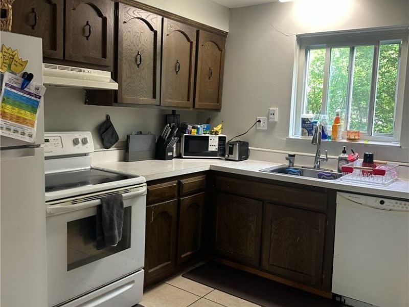 797 Babbitt Road , Unit 30, Euclid, OH 44123 Photo 8