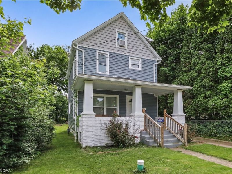 761 Carlysle Street , Akron, OH 44310 Photo 2