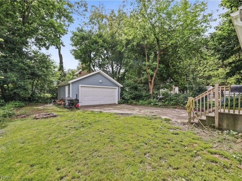 761 Carlysle Street , Akron, OH 44310 Photo 29