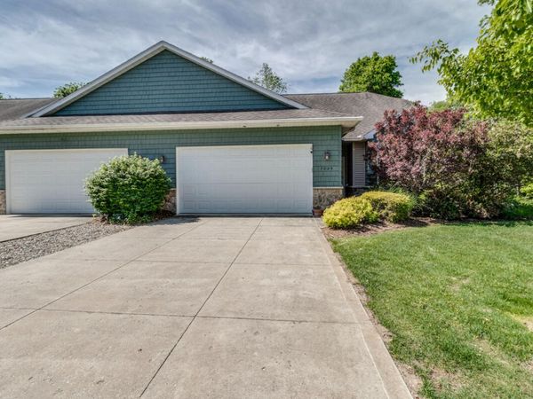 7024 Green Ridge Boulevard, Battle Creek, MI 49017