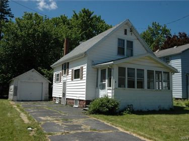 8 Denio Street, Batavia, NY 14020
