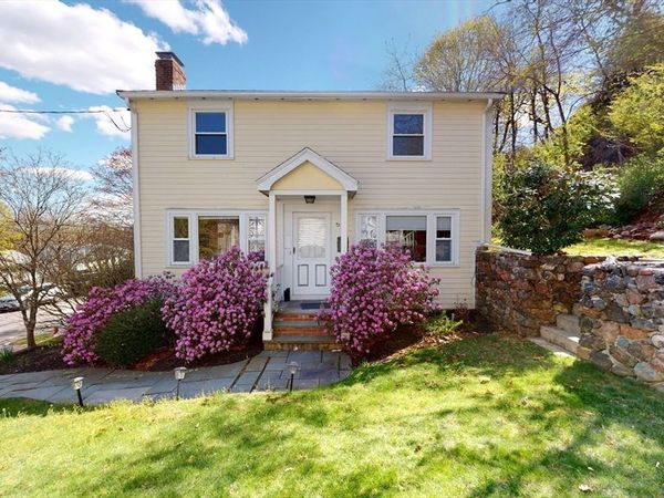48 Crosby St, Arlington, MA 02474
