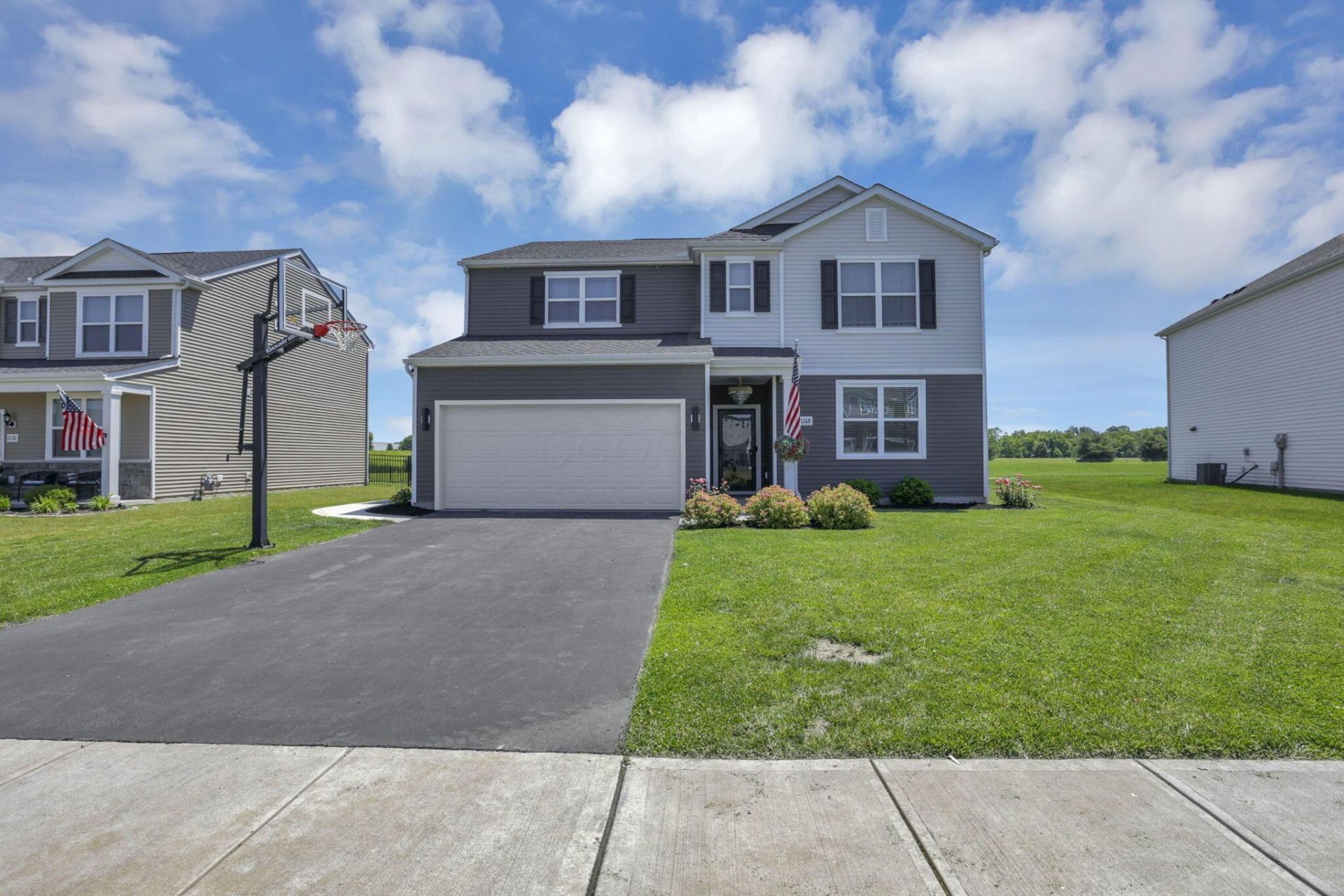 1168 Lake Forest Drive, Hebron, OH 43025 Main Photo